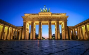 Berlin intelligence agency says Turkish spy service targets Gülen movement