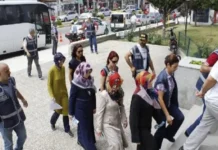Turkish MP alleges lawyer access denied to 40 students detained in Gülen-linked probe