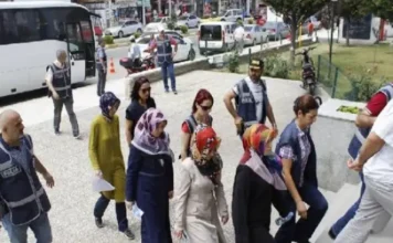 Turkish MP alleges lawyer access denied to 40 students detained in Gülen-linked probe