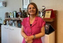 Main opposition mayor, husband detained as crackdown on opposition municipalities expands