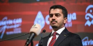 Turkish court jails CHP Ankara district mayor, 23 others in corruption investigation