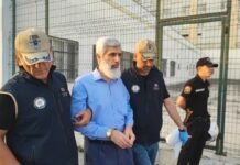 Turkey detains anti-gov’t Islamic preacher, wife in morning raids