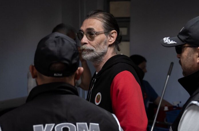 Erdal Beşikçioğlu