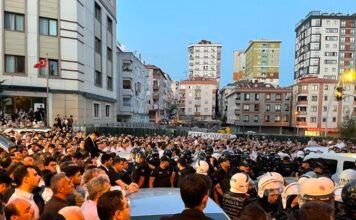 Turkish police raid religious group’s main dormitory in İstanbul