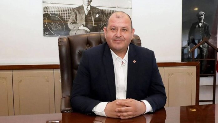 Menderes Mayor İlkay Çiçek