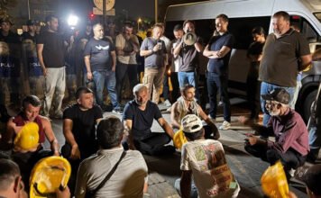 Turkish police detain union leaders as miners protest unpaid wages