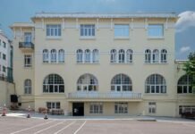 Turkey probes Armenian schools over student admissions