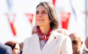 İstanbul court jails Üsküdar’s first woman mayor, 3 others in corruption investigation