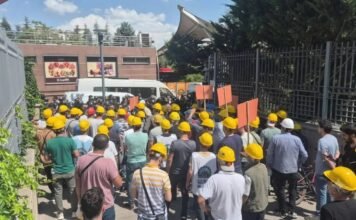 Scores of miners detained while protesting unpaid wages outside Turkey’s energy ministry