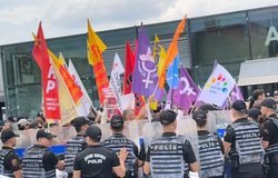 Turkey releases 106 protesters, jails more LGBTQ activists