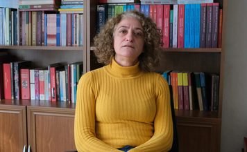 Turkish court keeps journalist in pretrial detention over alleged terrorist group membership