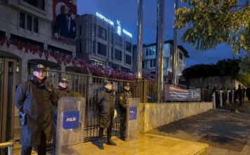 Opposition mayor among 28 detained in fresh operation targeting an İstanbul district municipality
