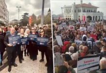 Thousands protest media crackdown in Turkey